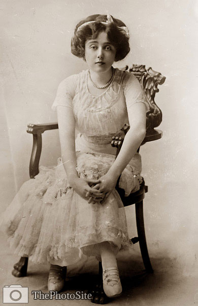 May de Sousa Broadway actress and singer - Click Image to Close