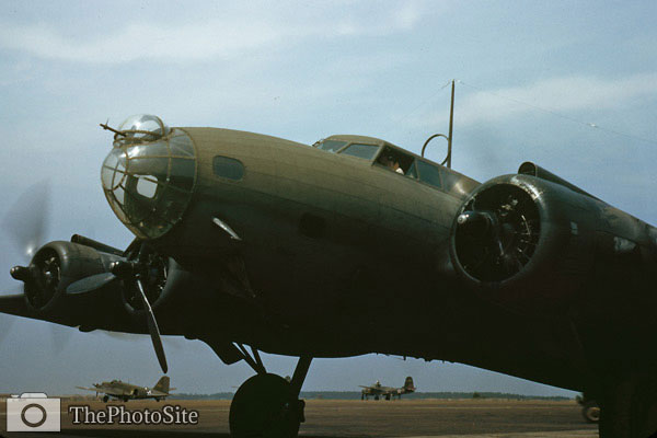 Four powerful engines - YB-17 bomber before takeoff - Click Image to Close