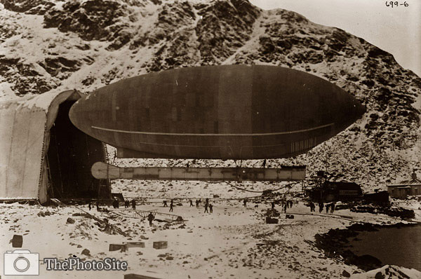 Blimp-Wellman air ship, Spitzbergen - Click Image to Close