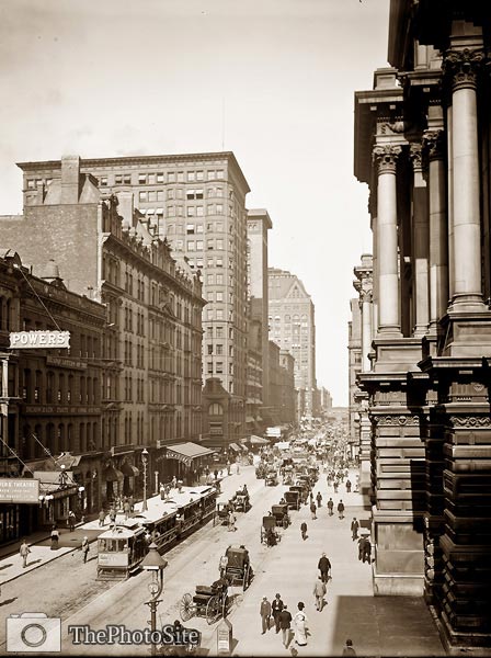 Randolph St. east from LaSalle St. Chicago 1900 - Click Image to Close