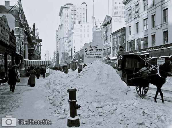Snow in New York, Broadway after storm 1905 - Click Image to Close