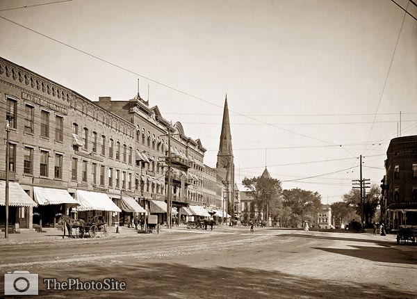 Main St. Northampton Massachusetts 1907. - Click Image to Close