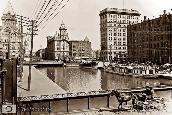 Erie Canal at Salina St., Syracuse New York 1900 - Click Image to Close