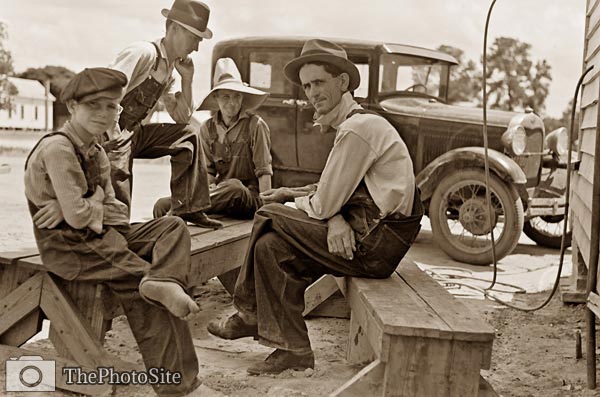 Irwinville Farms, Georgia 1938 Farmer men and boys - Click Image to Close