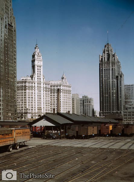 Illinois Central Railroad 1943 - Click Image to Close