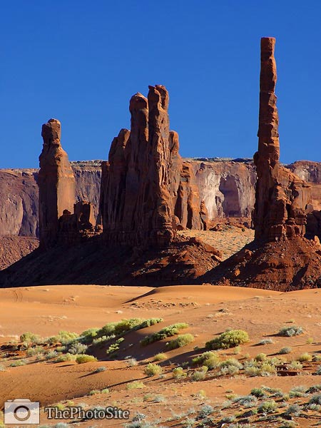 Totem Pole at Monument Valley - Click Image to Close