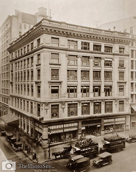 Best and Co. Building 5th Avenue and 35th Street - Click Image to Close