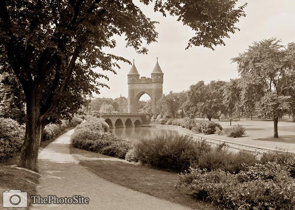 Memorial Arch, Connecticut Hartford 1905 - Click Image to Close