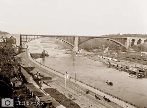 Harlem River Speedway and Washington Bridge 1905 - Click Image to Close