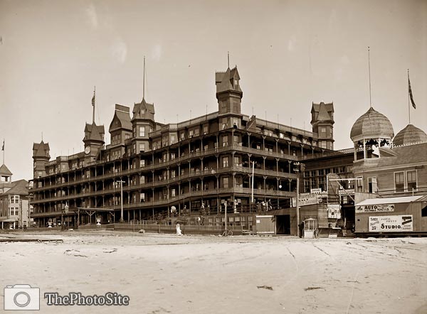 Old Orchard Beach Velvet Hotel from beach, Maine - Click Image to Close