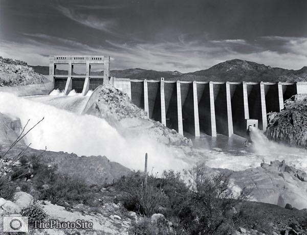 Bartlett Dam, Verde River, Maricopa - Click Image to Close