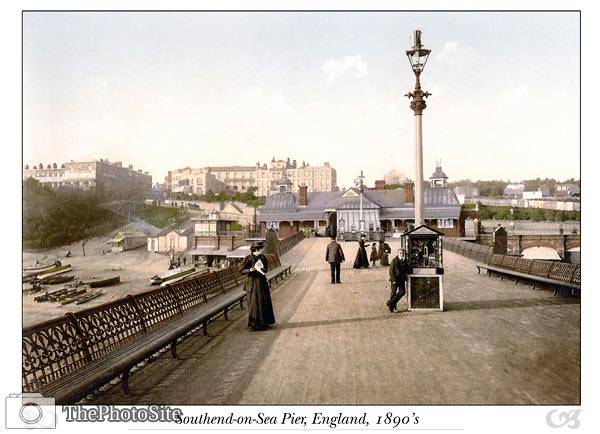 Southend-on-Sea (view from Pier), England - Click Image to Close