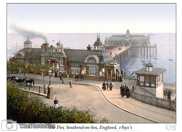 Southend-on-Sea Pier, England - Click Image to Close
