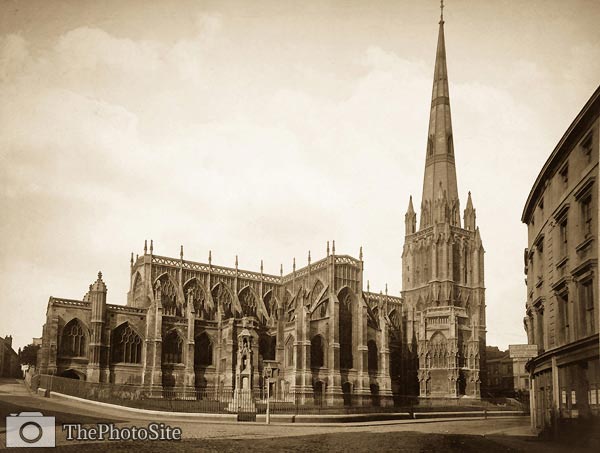 Bristol. Church of Saint Mary Redcliffe (ca. 1185-ca. 1380). Pho - Click Image to Close