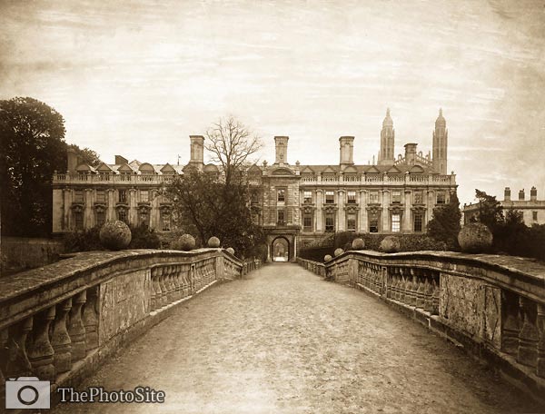 Cambridge. Clare College from Bridge (dated: 1639-1640). Photogr - Click Image to Close