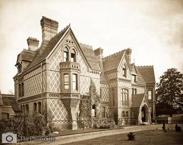 Foxhill, Reading. Waterhouse's Own Residence victorian era - Click Image to Close