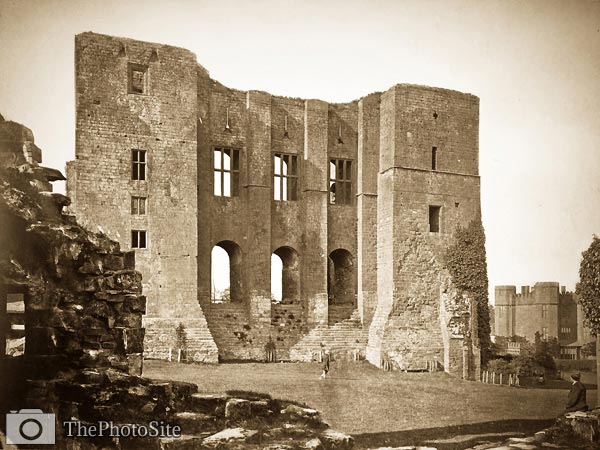 Kenilworth Castle, Norman Tower victorian era - Click Image to Close