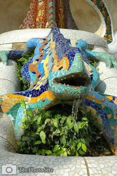 Mosaic Lizard Antoni Gaudi, Guell Park in Barcelona - Click Image to Close