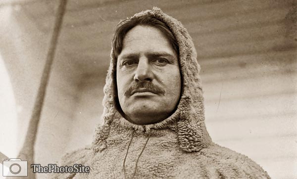 Dr. J.W. Goodsell crewman of Robert Peary arctic explorer - Click Image to Close