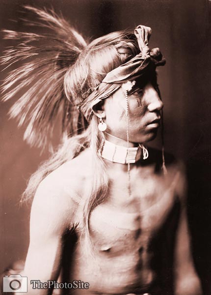 Shows As He Goes, Native Indian - Click Image to Close