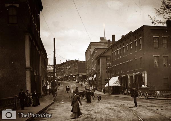 Main Street near Railroad station Brattleboro Vermont 1907 - Click Image to Close