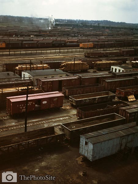 Freight cars Chicago and Northwestern Railroad yard - Click Image to Close