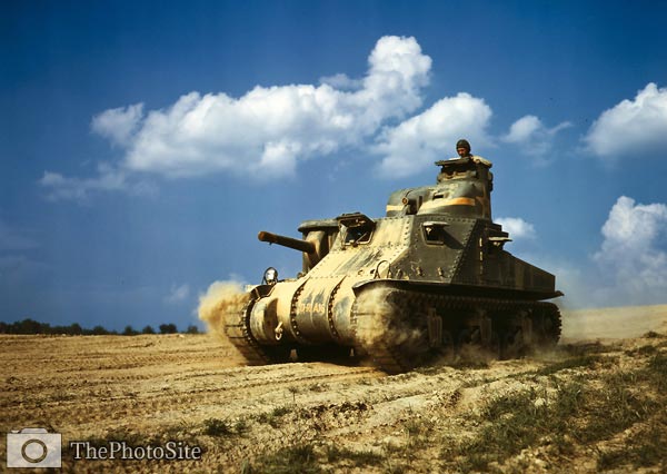 M-3 tanks in action, Fort Knox Kentucky, June 1942 - Click Image to Close