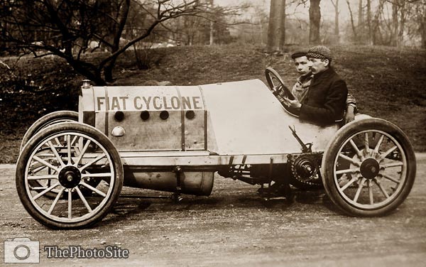 Racing car, Briarcliff Auto, Cedrino in Fiat Cyclone - Click Image to Close
