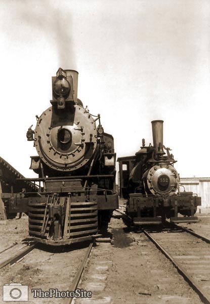 Old and New Locomotive Engines, 1909 - Click Image to Close