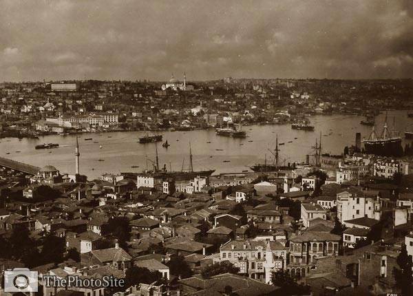 Golden Horn Constantinople by Abdullah Freres 1880's - Click Image to Close