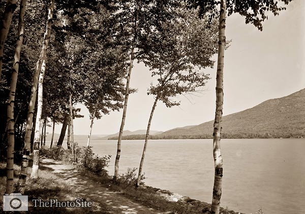 Shore at Cleverdale, Lake George, New York 1907 - Click Image to Close