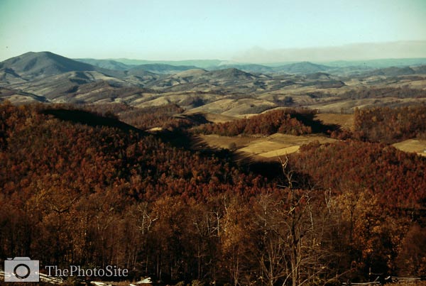 Mountains along the Skyline Drive in Virginia 1940 - Click Image to Close