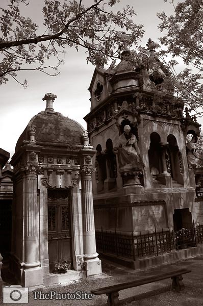 Pere Lachaise cemetery sepulchres , Paris - Click Image to Close