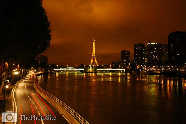 Eiffel Tower and River Seine, city night lights, Paris - Click Image to Close
