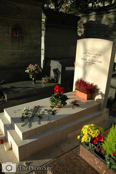 Jean Paul Sartre and Simone de beauvoir?s grave, Paris - Click Image to Close