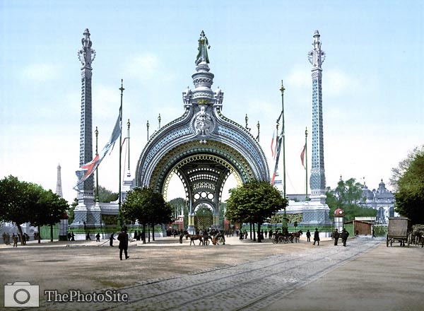 Grand Entrance, Paris Exhibition 1900 - Click Image to Close