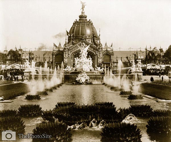 Fountain Coutan, Central Dome, Paris - Click Image to Close
