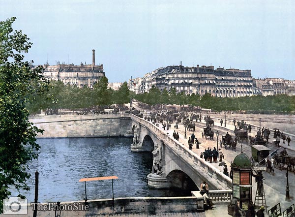 Alma bridge, Paris, France - Click Image to Close