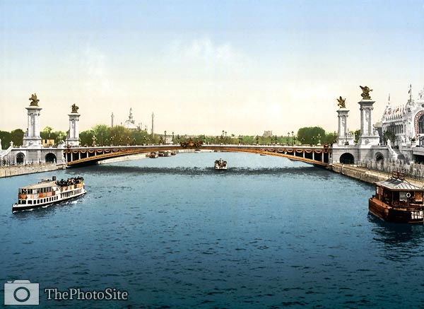 Alexandre III, bridge, Exposition Universal, 1900, Paris, France - Click Image to Close