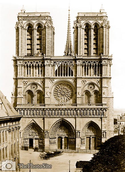 Facade of Notre-Dame de Paris by Edouard Baldus - Click Image to Close