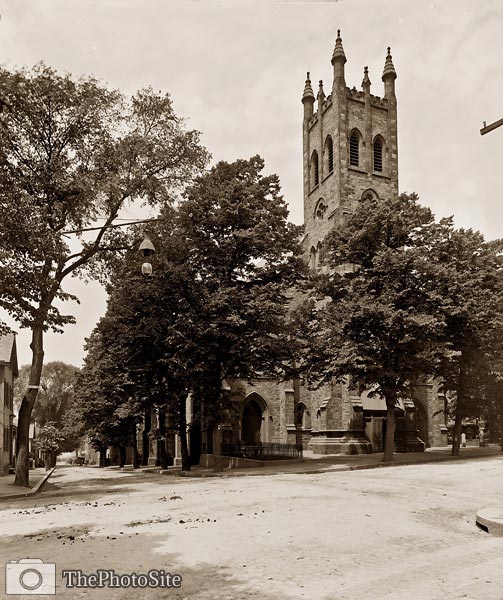 St. Joseph's Catholic Church, Providence, Rhode Island - Click Image to Close