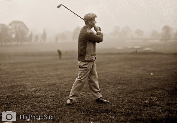 Jerome D. Travers playing golf, Baltusrol - Click Image to Close