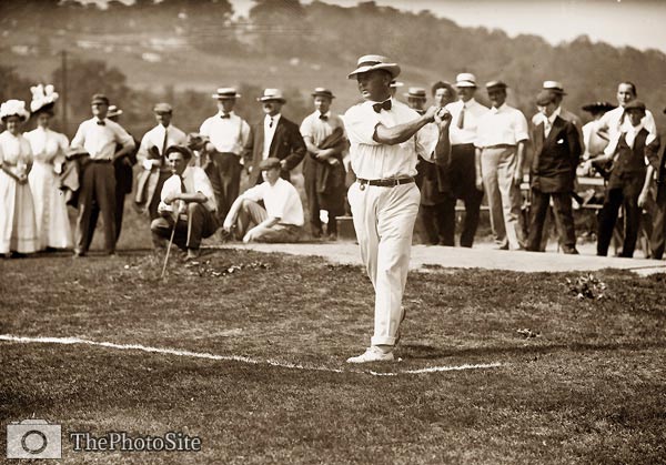 Golf match, Alex Smith professional golfer 1908 - Click Image to Close