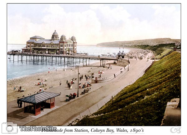 Promenade from station, Colwyn Bay, Wales - Click Image to Close