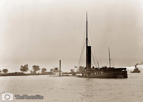 Wreck of the Jno. N. Glidden steamboat, St. Clair River - Click Image to Close
