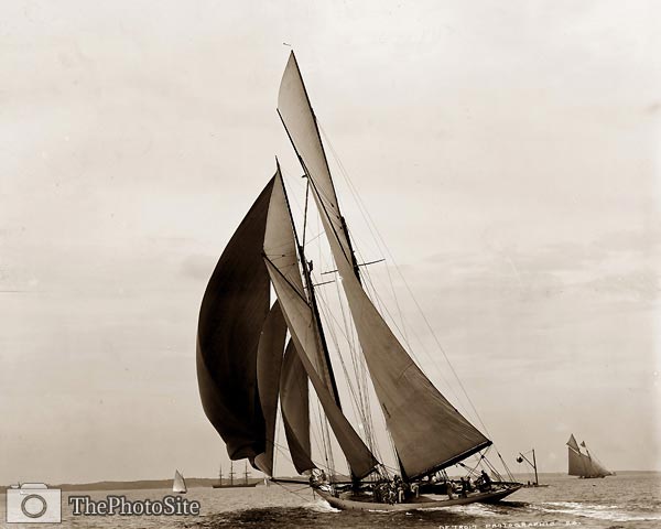 Colonia Schooner, Yacht July 24th 1897. - Click Image to Close
