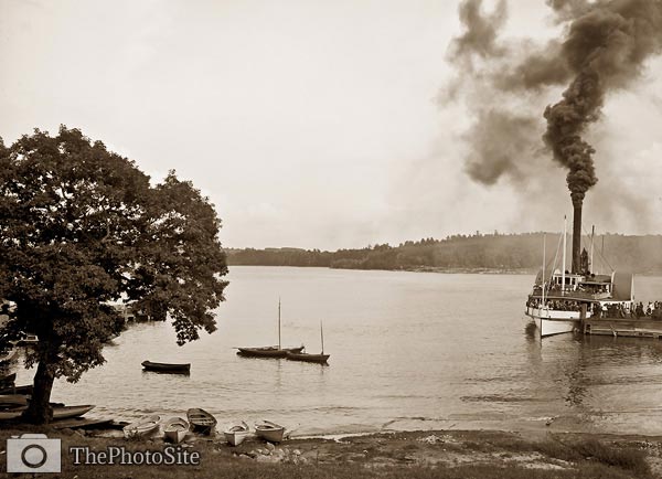 steamboat Lake Winnipesaukee New Hampshire wharf at Weirs - Click Image to Close