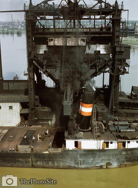 Loading coal into a lake freighter, Pennsylvania 1943 - Click Image to Close