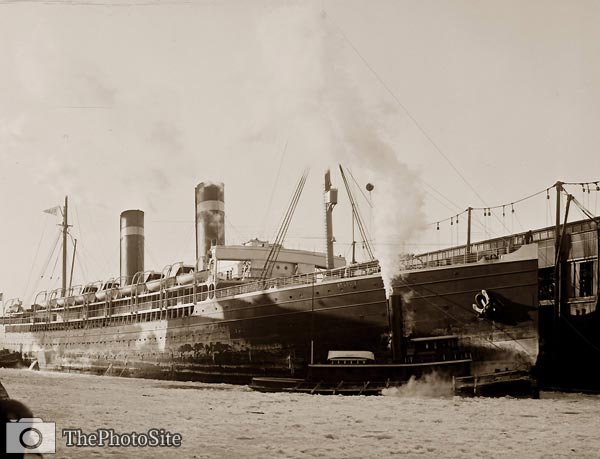 Ship St. Louis at New York pier, 1909 - Click Image to Close