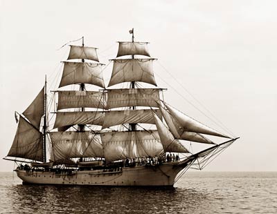 Square-rigged schooner - Ship